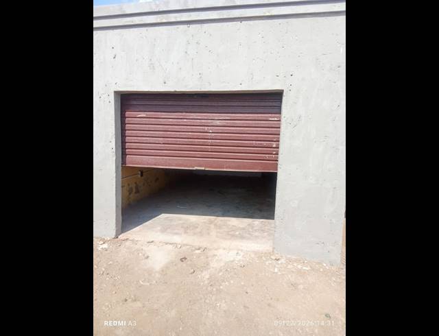 3 BEDROOM HOUSE FOR SALE IN SILUMA VIEW